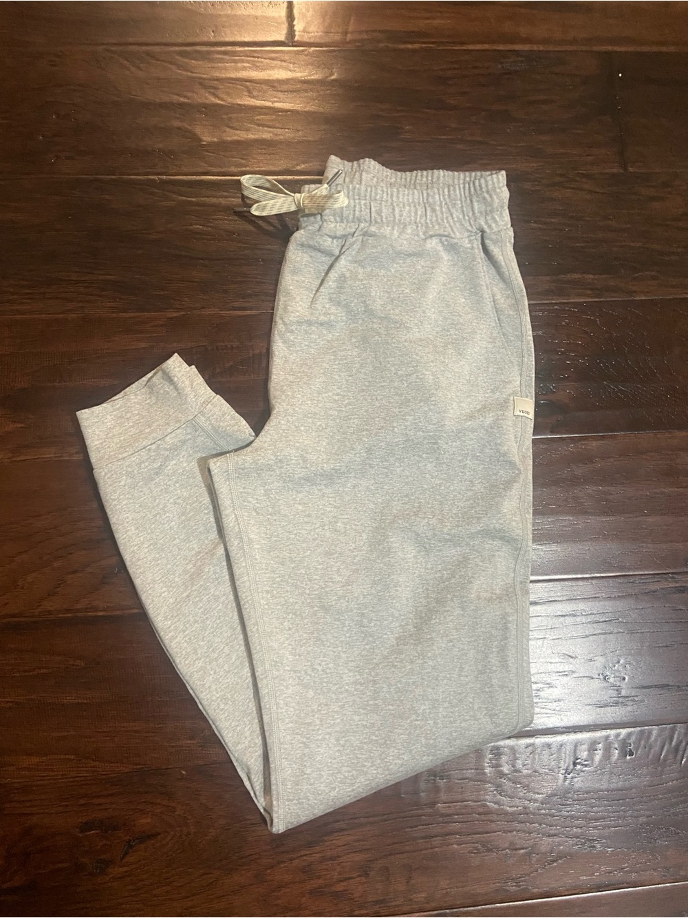 Vuori women performance jogger Sz Small